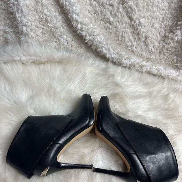 Michael Kors Kendra leather black ankle heels boots peep toe side zipper SZ8M - Picture 7 of 12